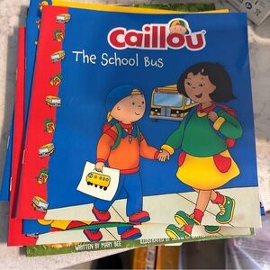 Source Unknown Caillou Kids Book - Blue/Red/Yellow/Green